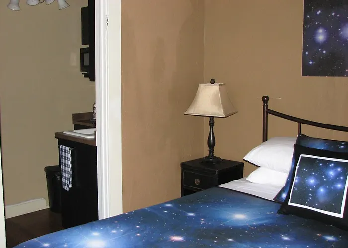 Cottonwood Hotel Inn 3*