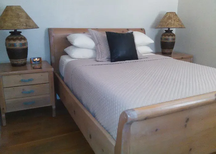 Cottonwood Hotel Inn 3*